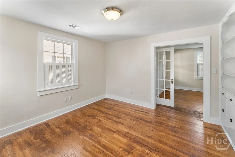 2235 E 41st Street Savannah, GA 31404