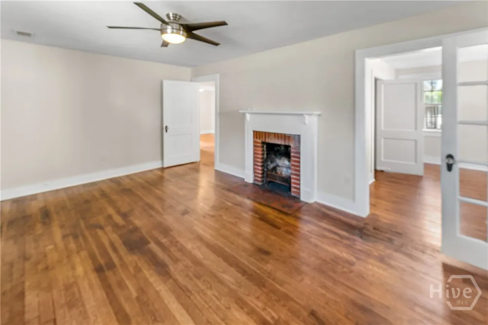 2235 E 41st Street Savannah, GA 31404