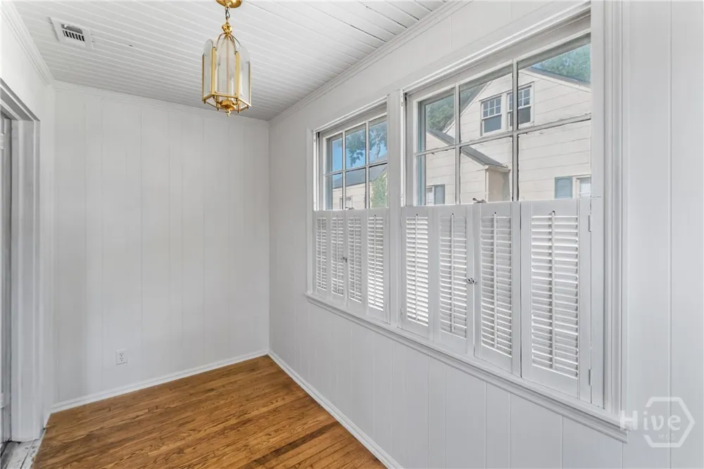 2235 E 41st Street Savannah, GA 31404