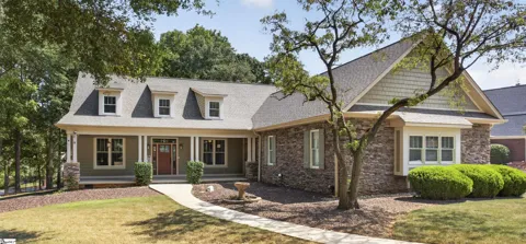 101 Welborn Oaks Way