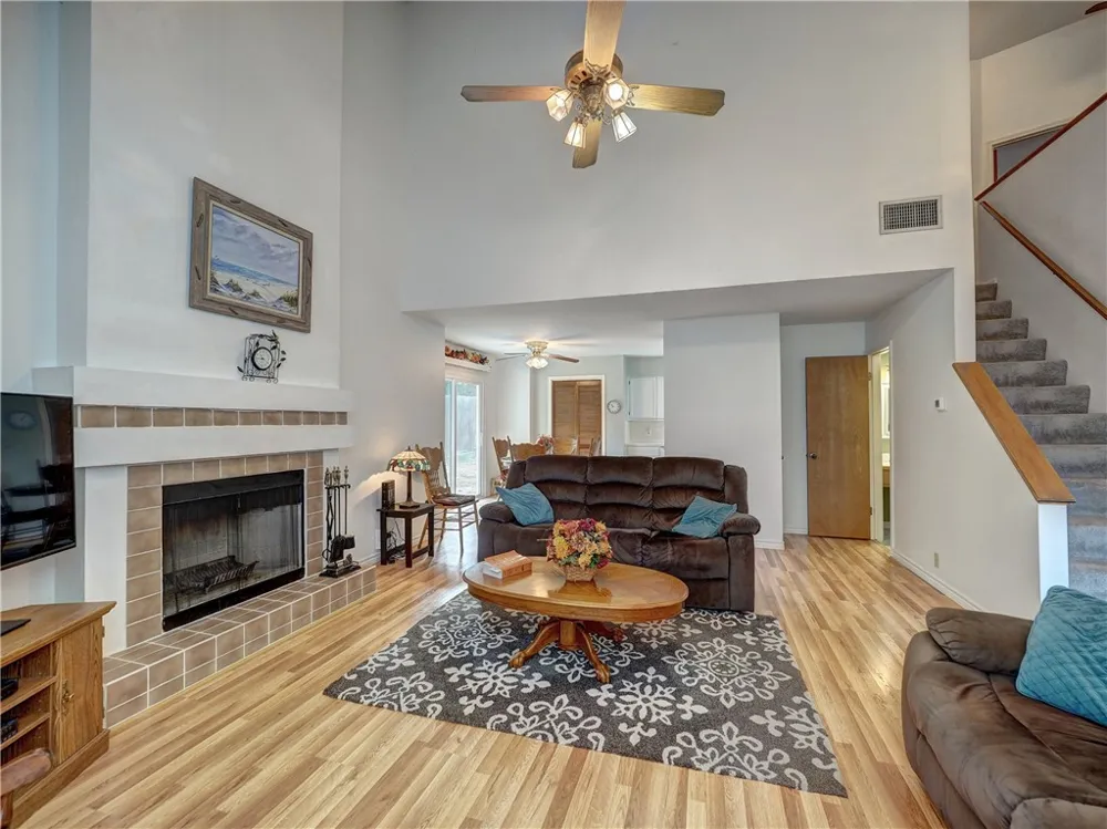 230 Winding Way Rockport, TX 78382