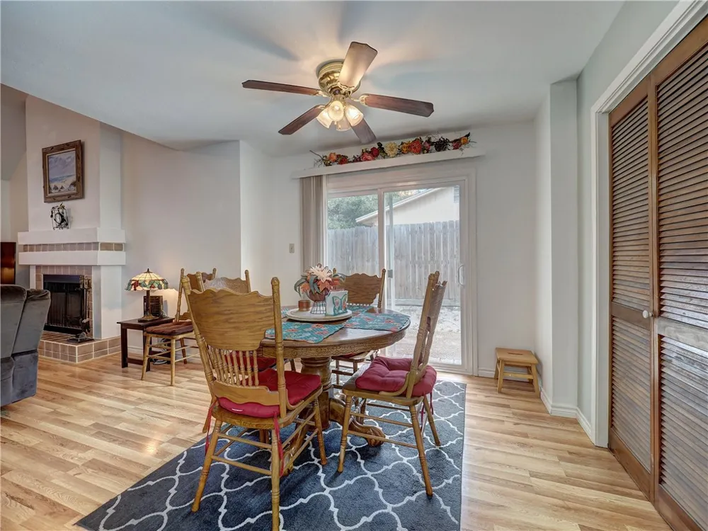 230 Winding Way Rockport, TX 78382
