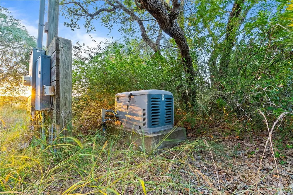 2301 Lone Star Road Rockport, TX 78382