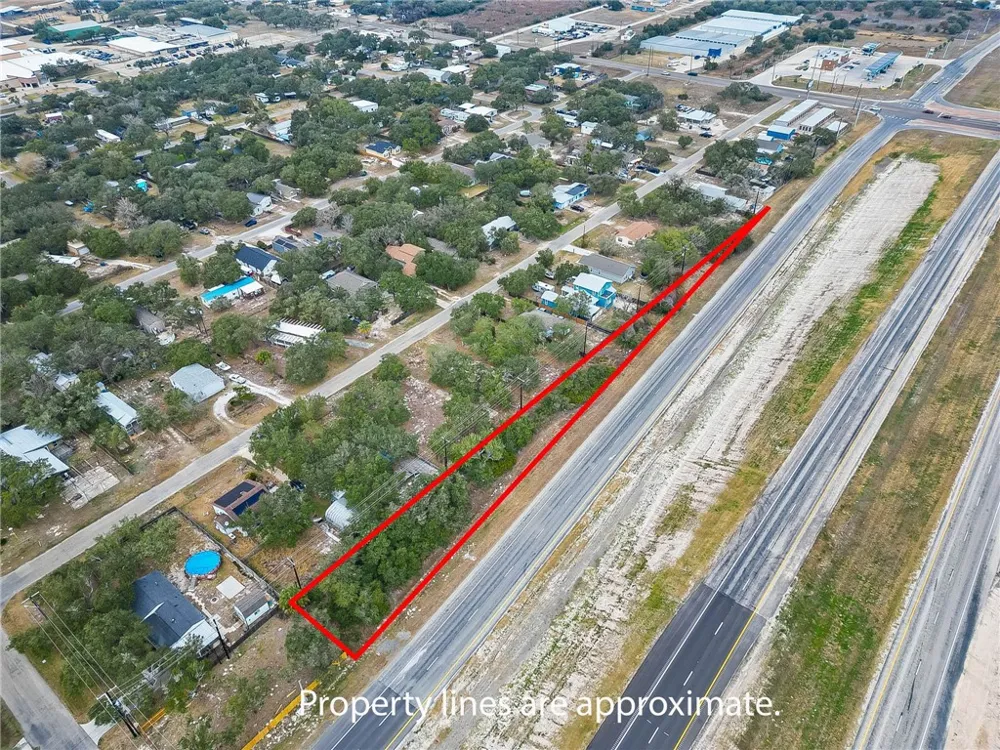 2319 SH 35 Bypass Rockport, TX 78382