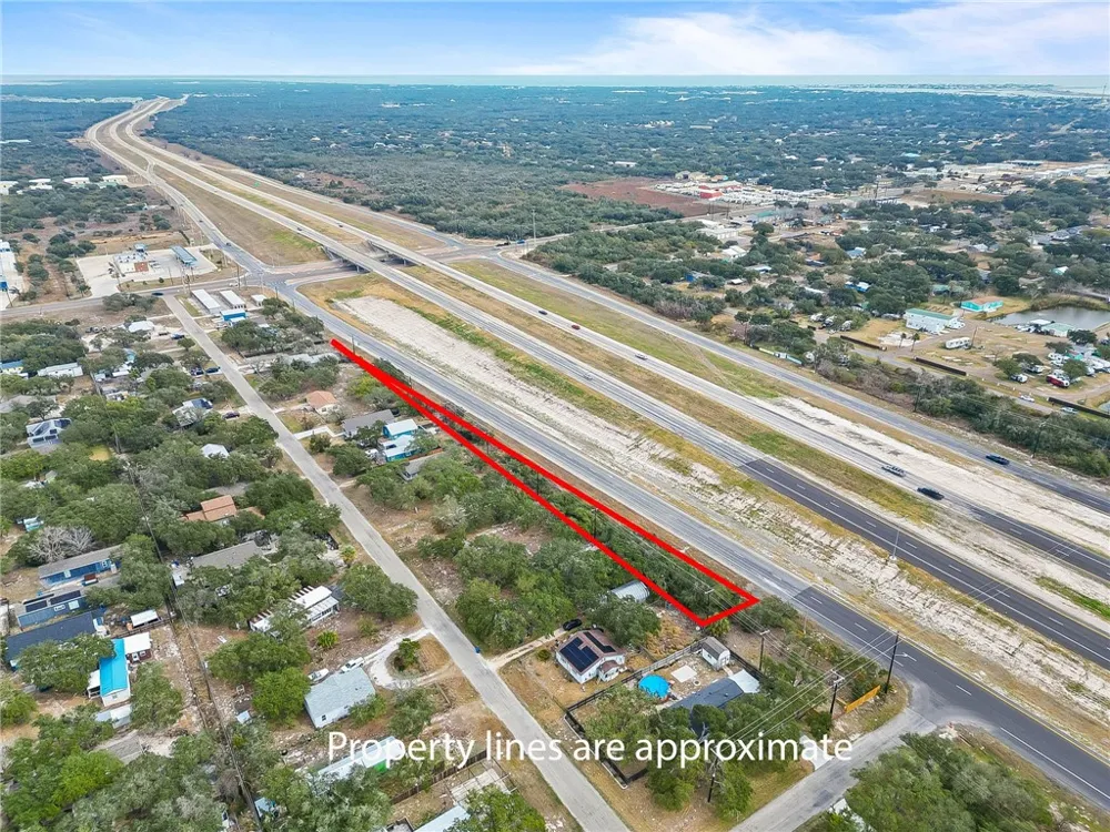 2319 SH 35 Bypass Rockport, TX 78382