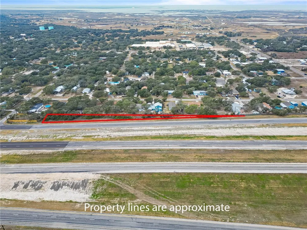 2319 SH 35 Bypass Rockport, TX 78382