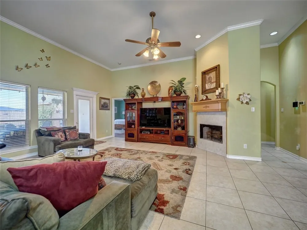 6821 Windy Creek Drive Corpus Christi, TX 78414