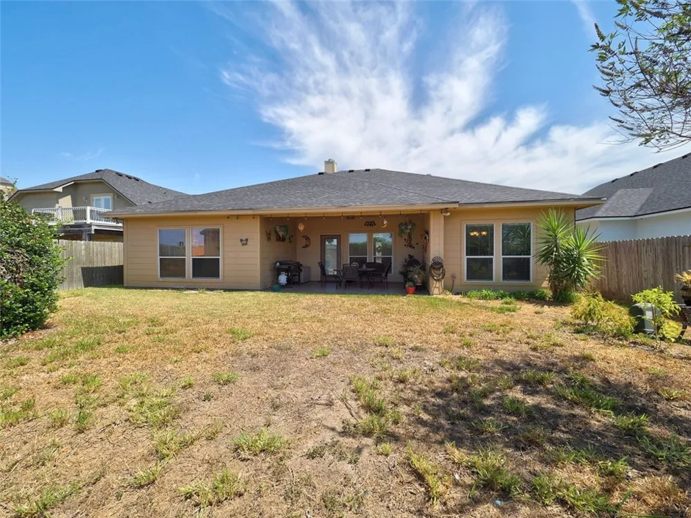 6821 Windy Creek Drive Corpus Christi, TX 78414