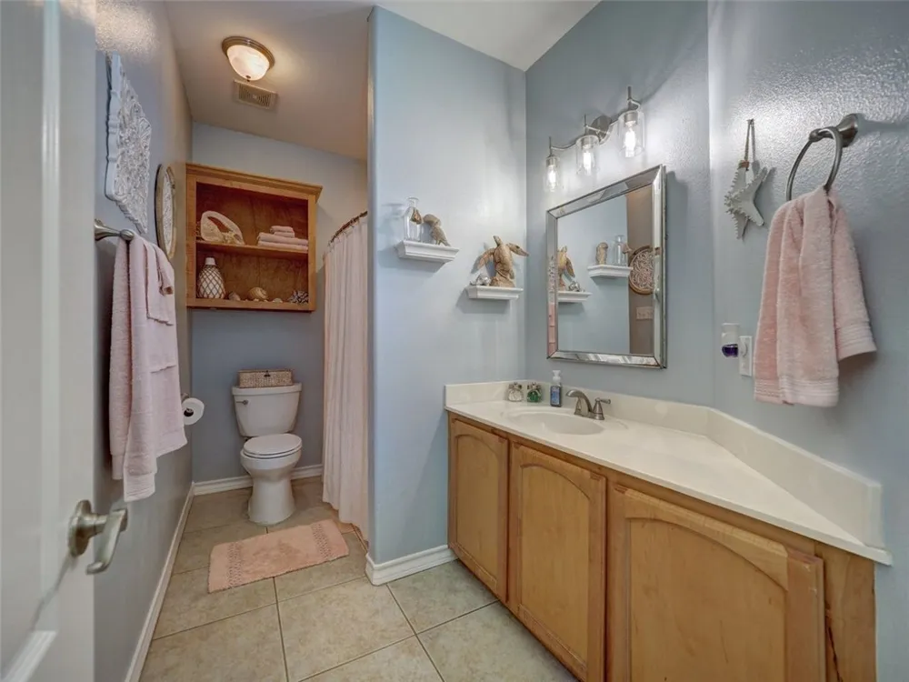 6821 Windy Creek Drive Corpus Christi, TX 78414