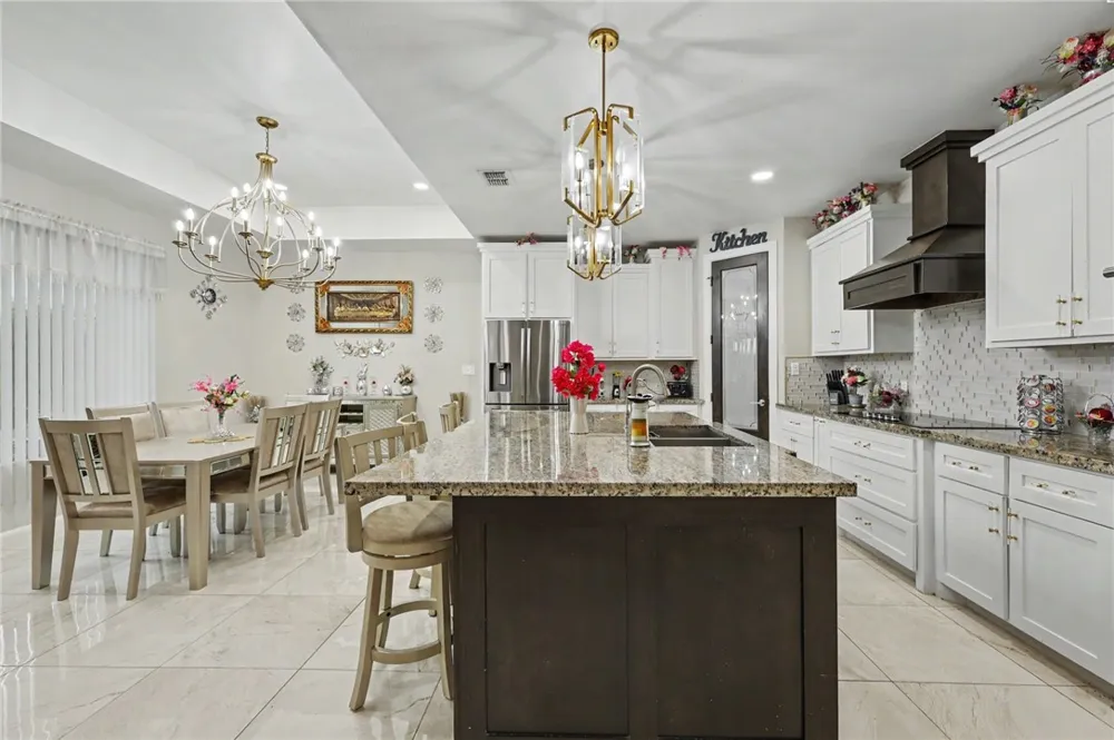 894 County Road 465 Alice, TX 78332