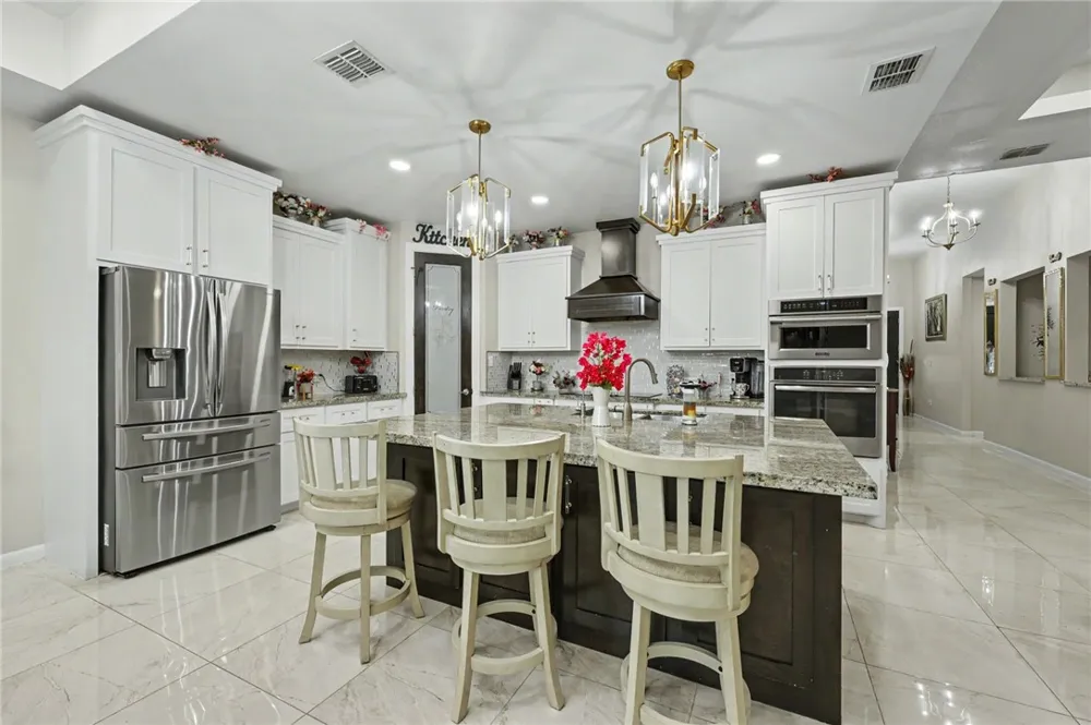 894 County Road 465 Alice, TX 78332