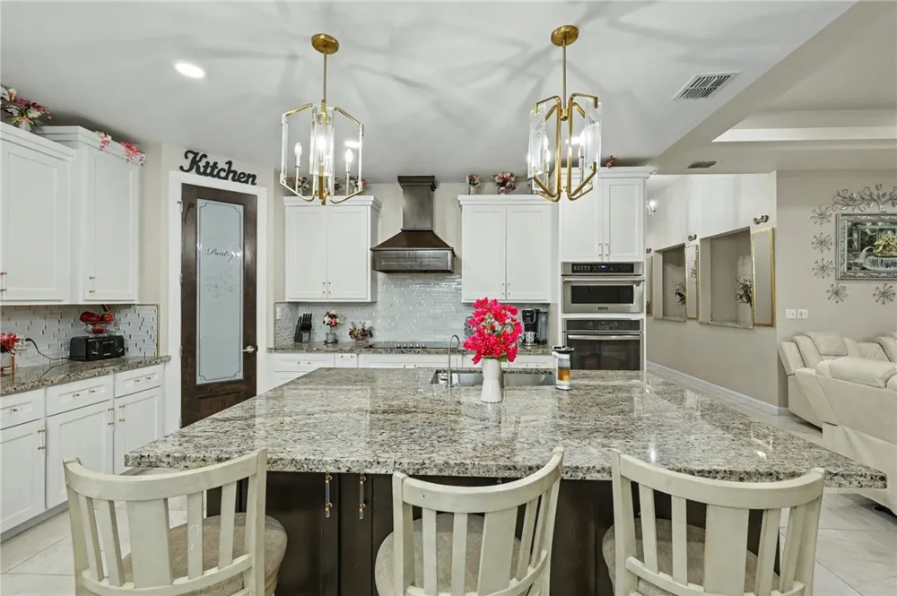 894 County Road 465 Alice, TX 78332