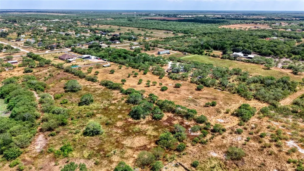 894 County Road 465 Alice, TX 78332