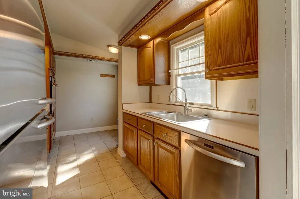 15 DONALD STREET Shermans Dale, PA 17090