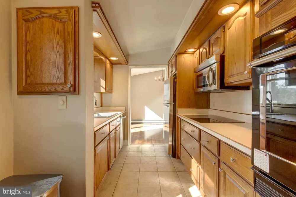 15 DONALD STREET Shermans Dale, PA 17090