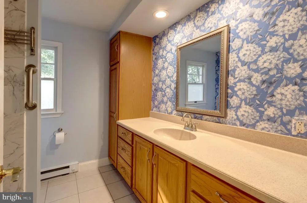 15 DONALD STREET Shermans Dale, PA 17090