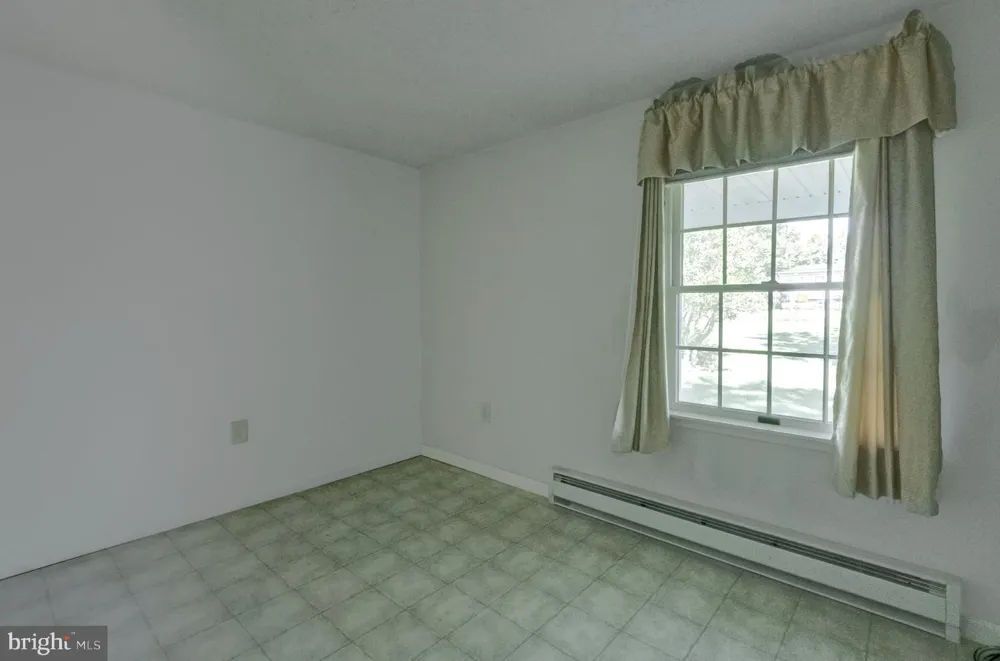 15 DONALD STREET Shermans Dale, PA 17090
