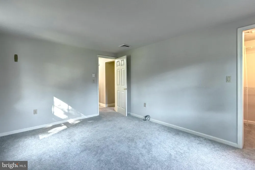 15 DONALD STREET Shermans Dale, PA 17090