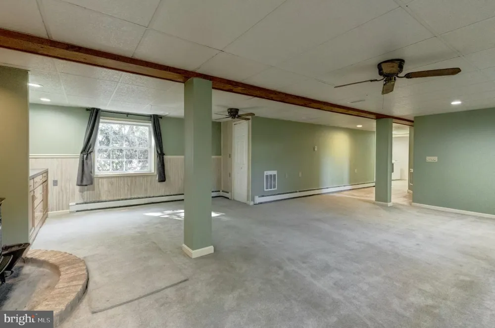 15 DONALD STREET Shermans Dale, PA 17090