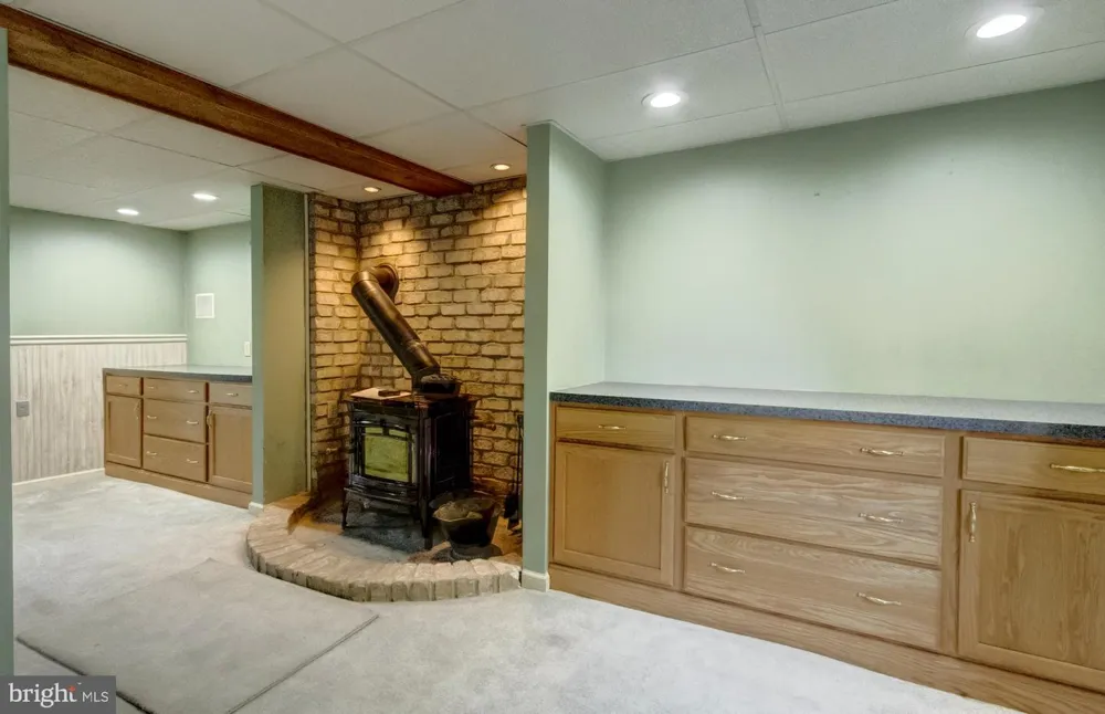 15 DONALD STREET Shermans Dale, PA 17090