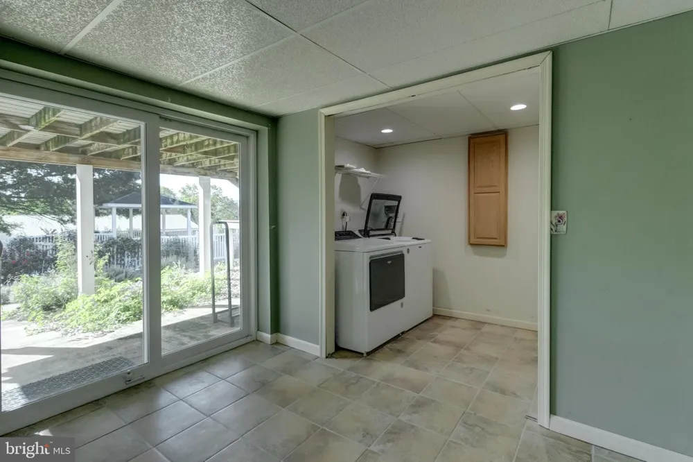 15 DONALD STREET Shermans Dale, PA 17090