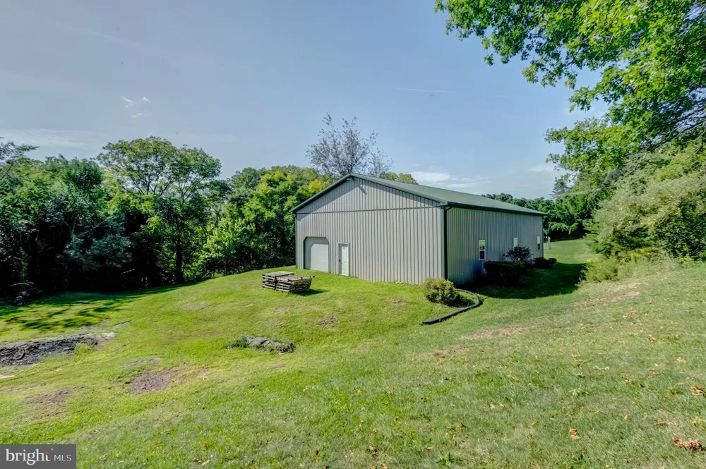 15 DONALD STREET Shermans Dale, PA 17090