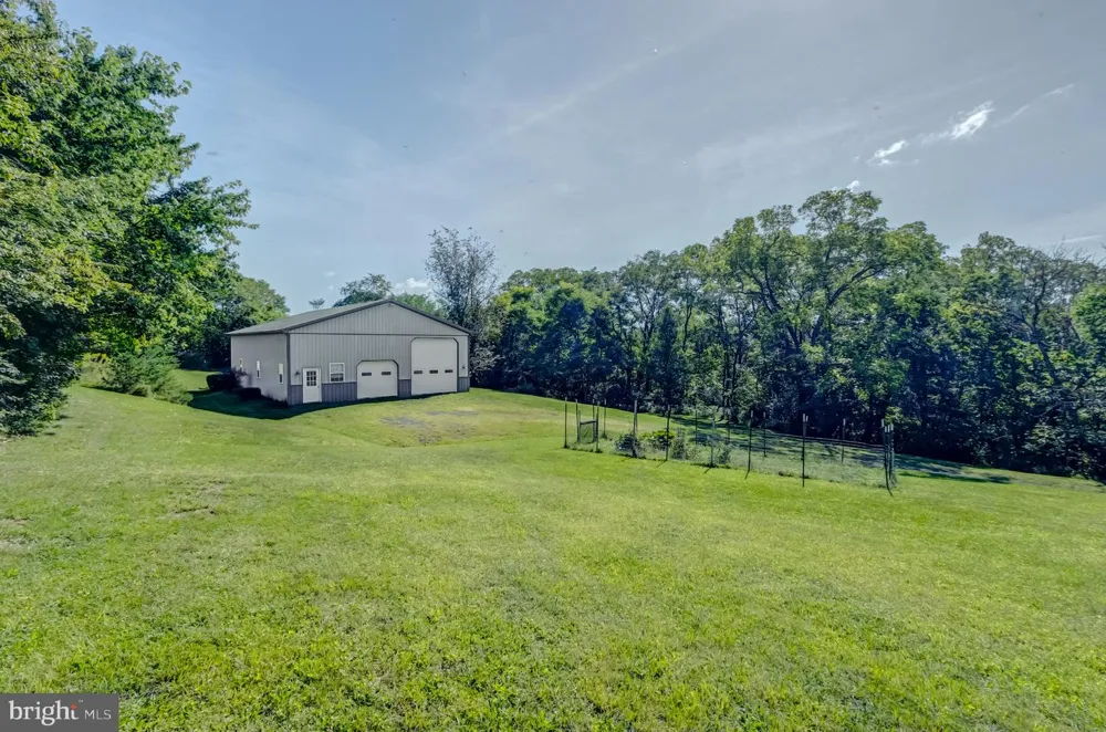 15 DONALD STREET Shermans Dale, PA 17090