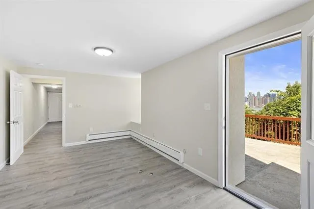 5 OAK ST Weehawken, NJ 07086