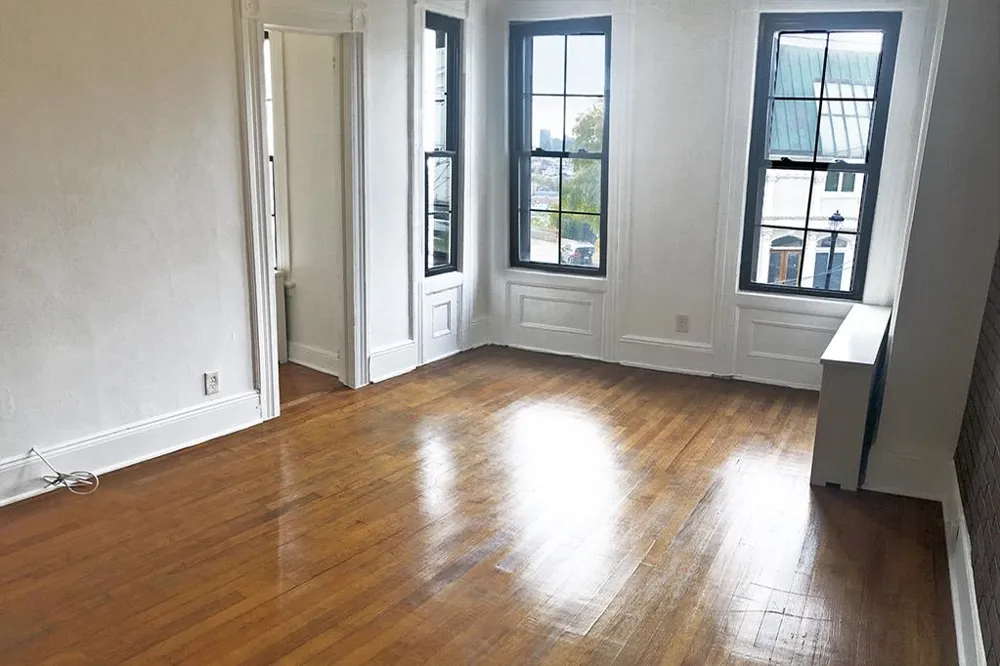 110 18TH ST Union City, NJ 07087