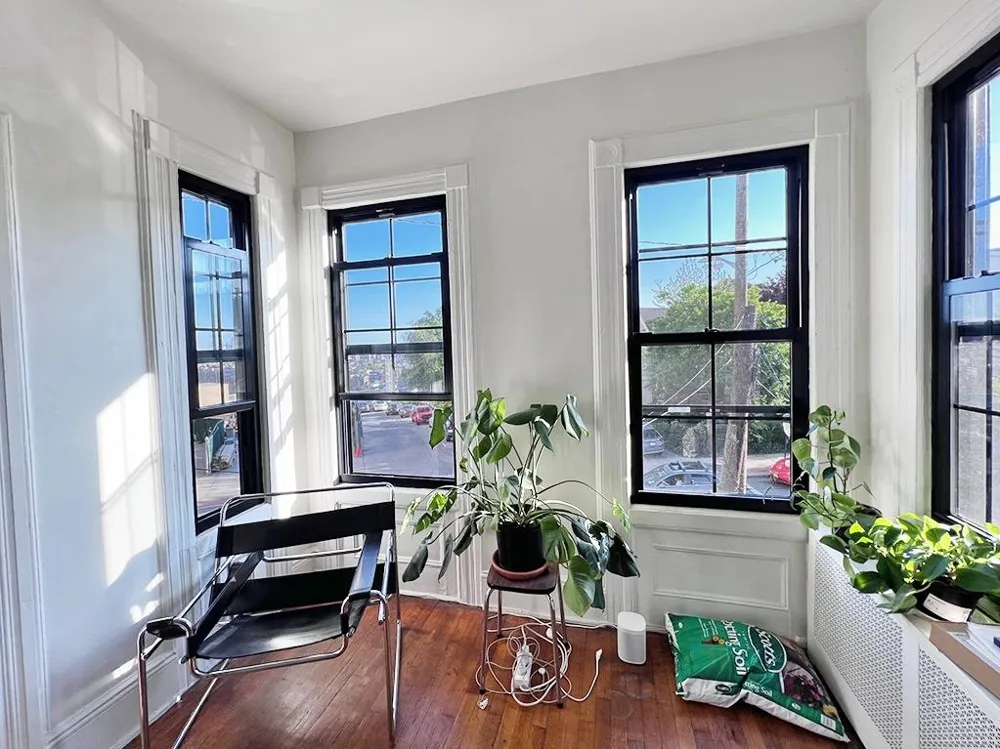 110 18TH ST Union City, NJ 07087