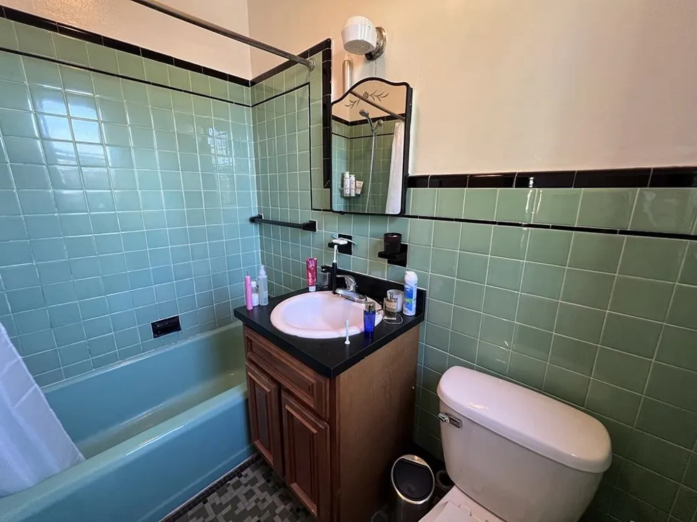 110 18TH ST Union City, NJ 07087