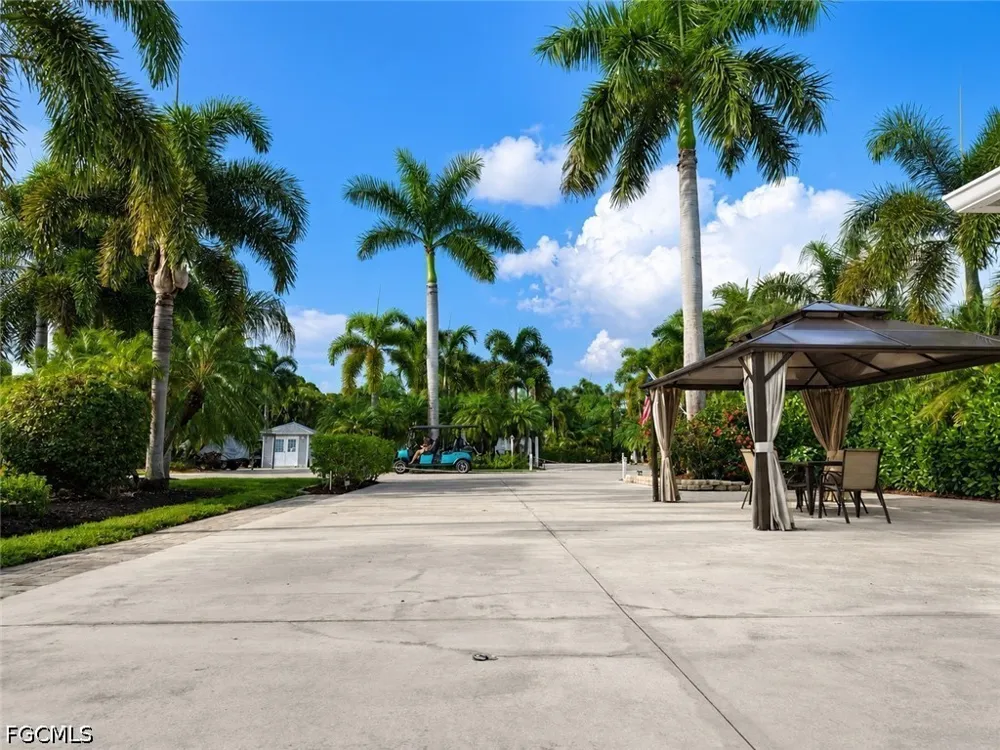 Stonewood Drive Fort Myers, FL 33905