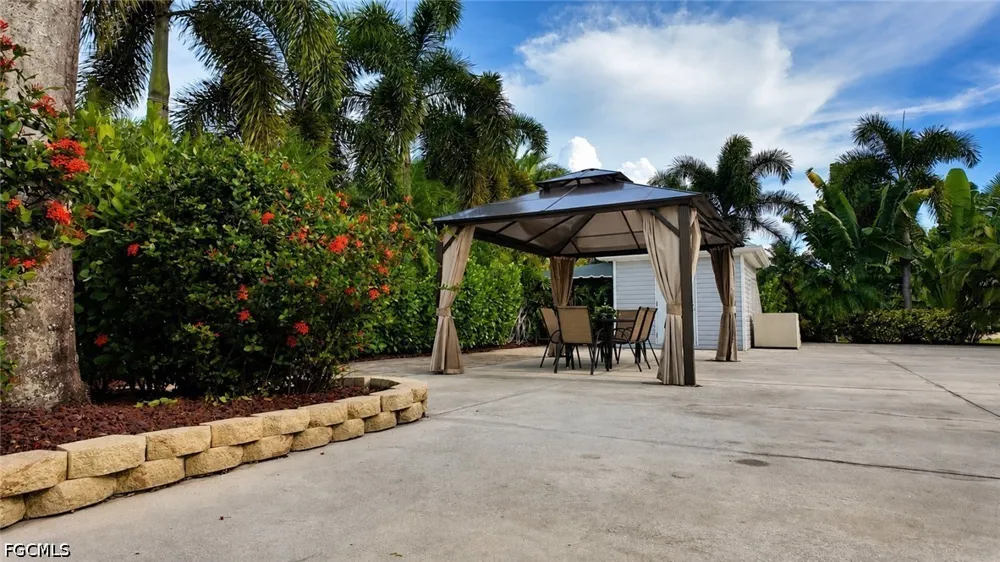 Stonewood Drive Fort Myers, FL 33905