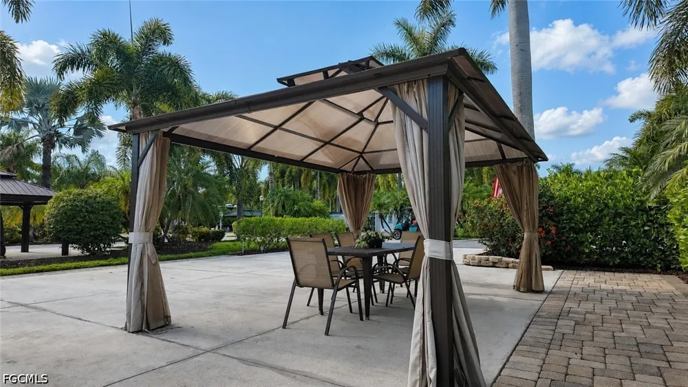 Stonewood Drive Fort Myers, FL 33905