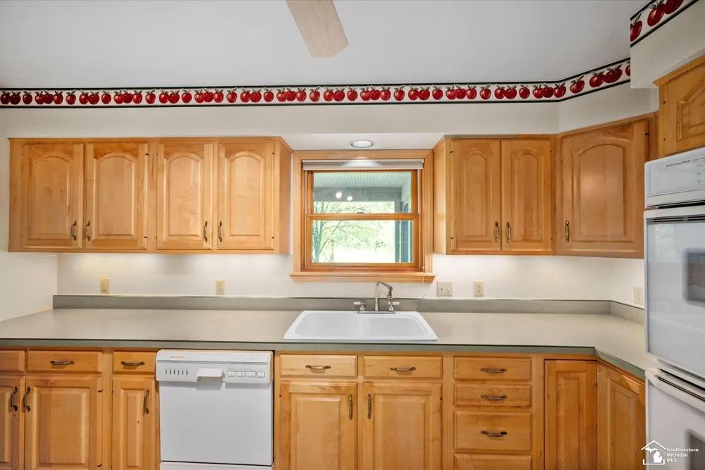 17500 Ida west Road Petersburg City, MI 49270