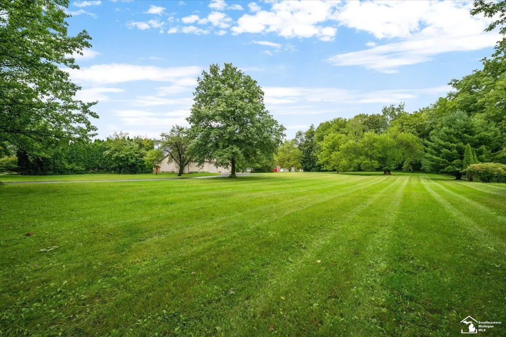 17500 Ida west Road Petersburg City, MI 49270