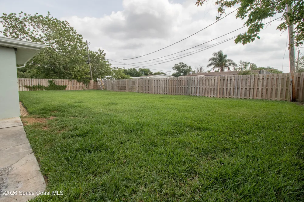 2812 Kingston Lane Melbourne, FL 32935