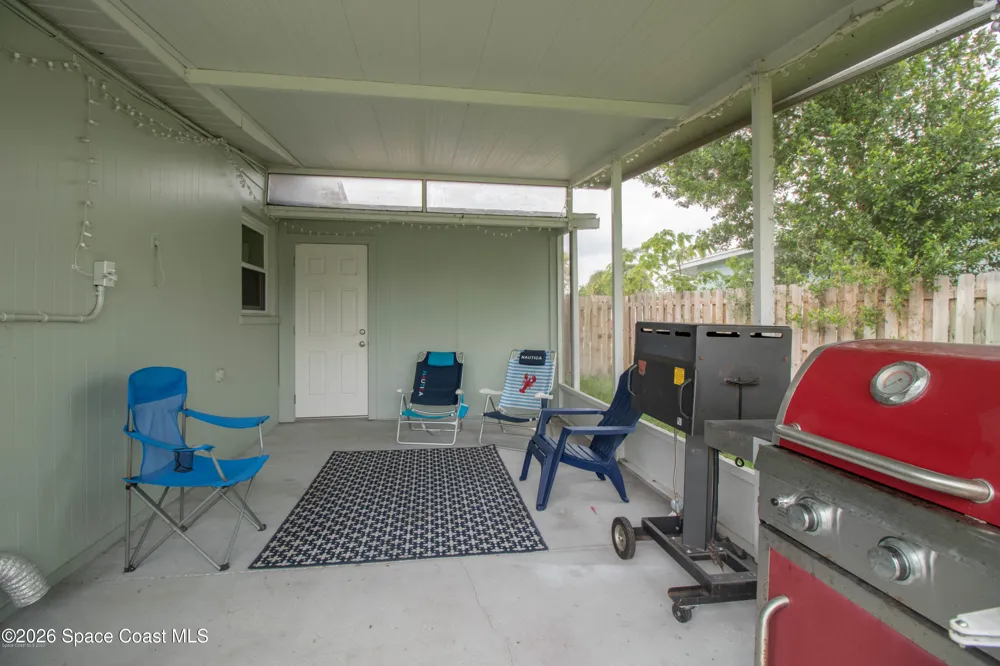2812 Kingston Lane Melbourne, FL 32935