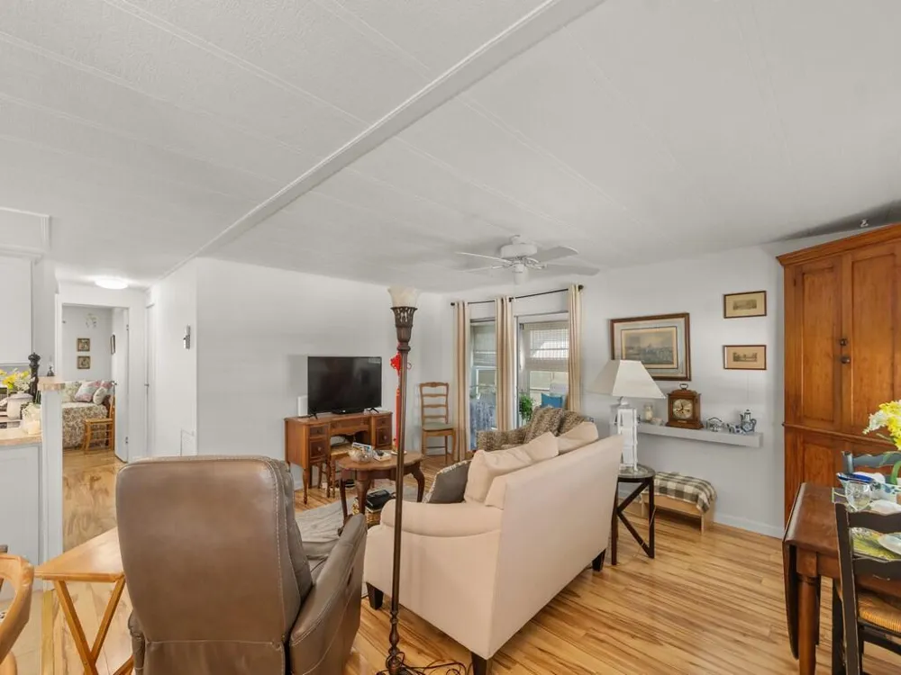 212 NE Forrest Court Jensen Beach, FL 34957