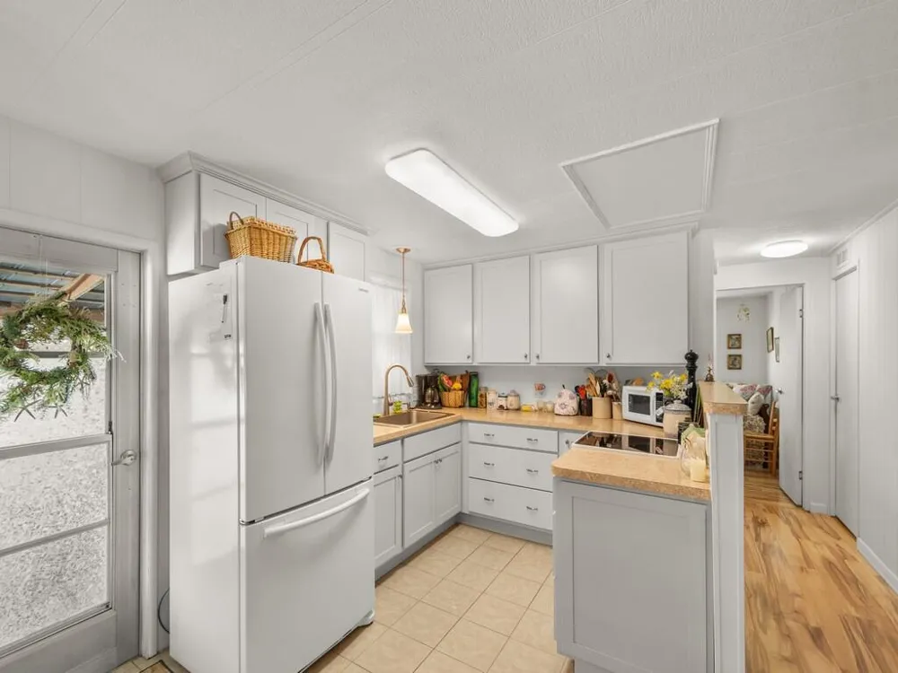 212 NE Forrest Court Jensen Beach, FL 34957