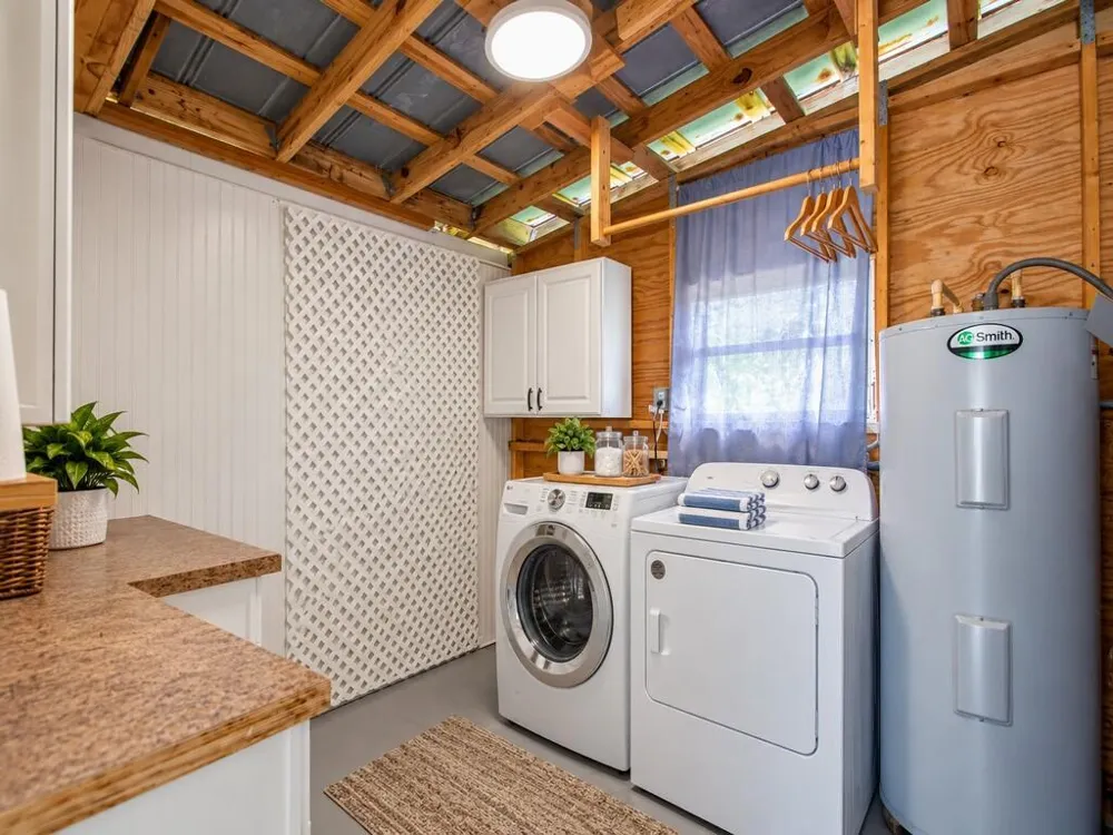 212 NE Forrest Court Jensen Beach, FL 34957
