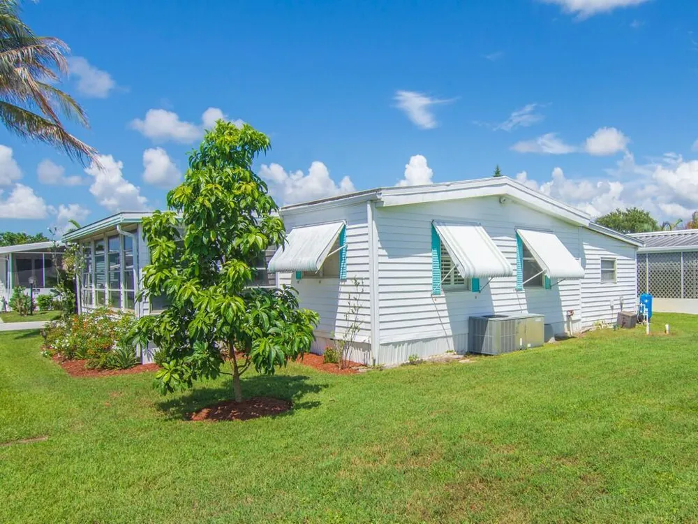 212 NE Forrest Court Jensen Beach, FL 34957