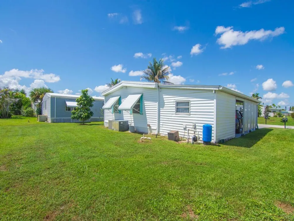 212 NE Forrest Court Jensen Beach, FL 34957