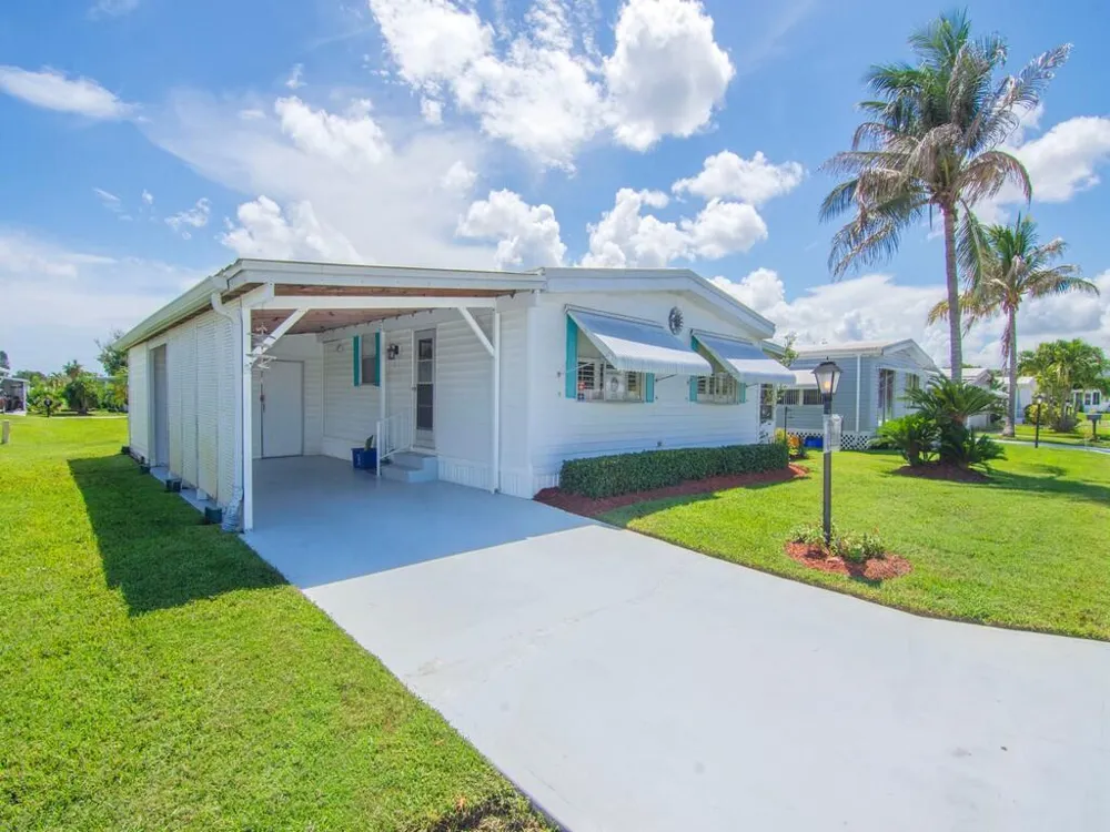 212 NE Forrest Court Jensen Beach, FL 34957