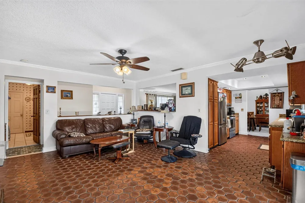 7866 SAINT ANDREWS ROAD Lake Worth, FL 33467