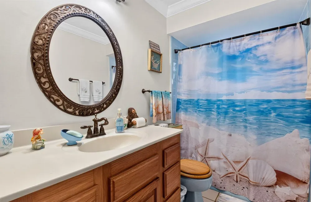 7866 SAINT ANDREWS ROAD Lake Worth, FL 33467