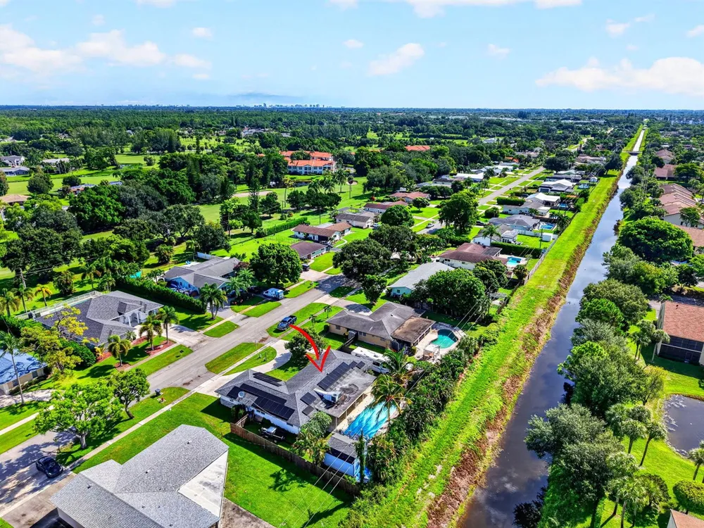 7866 SAINT ANDREWS ROAD Lake Worth, FL 33467