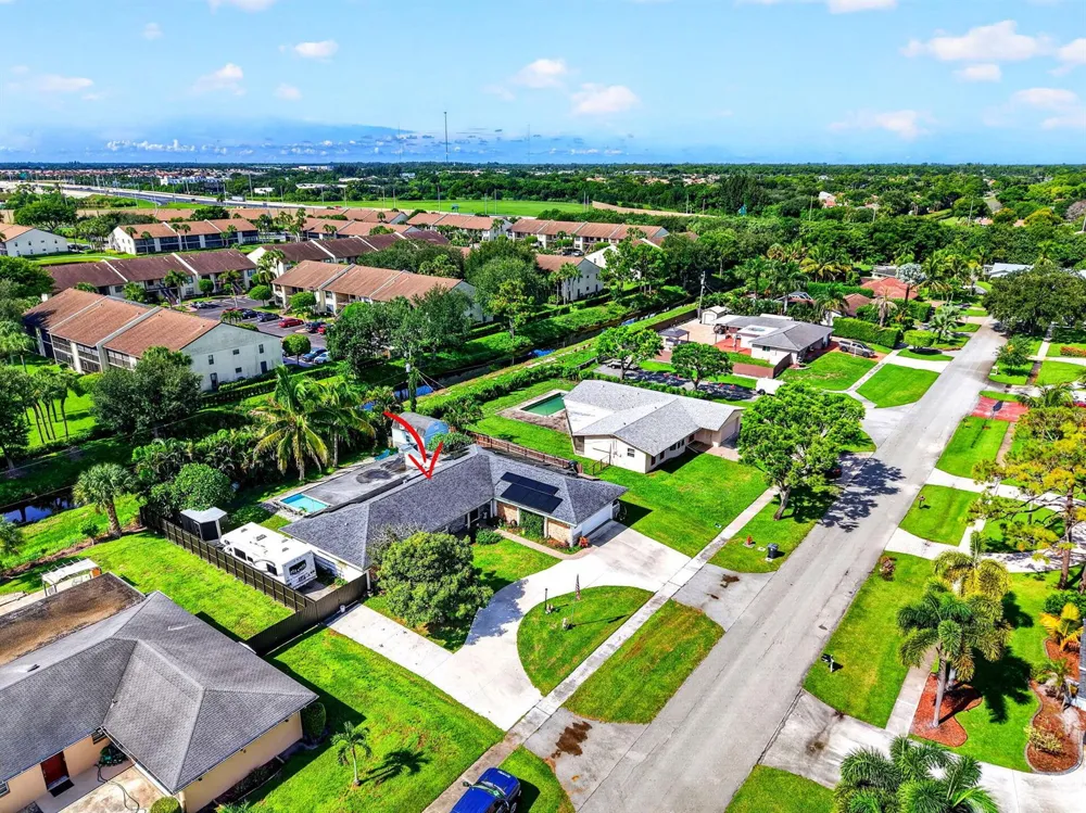 7866 SAINT ANDREWS ROAD Lake Worth, FL 33467