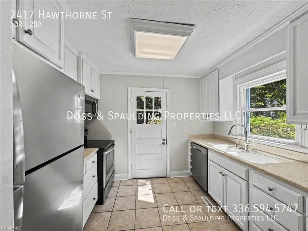 2417 Hawthorne Street Greensboro, NC 27408
