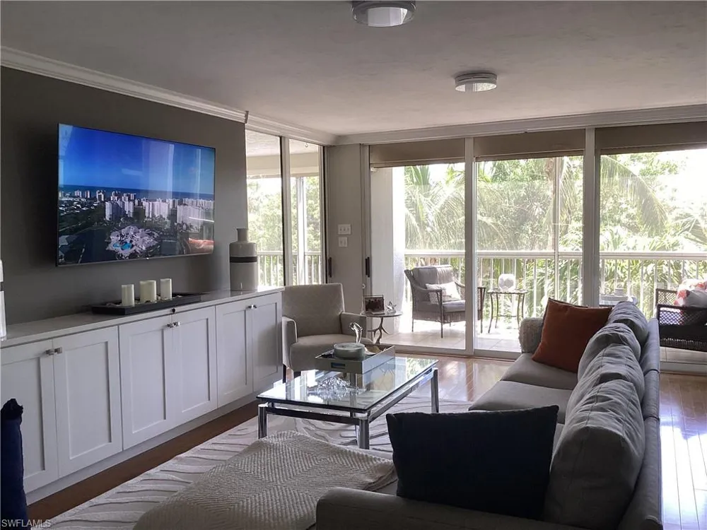 6573 Marissa Loop #202 Naples, FL 34108